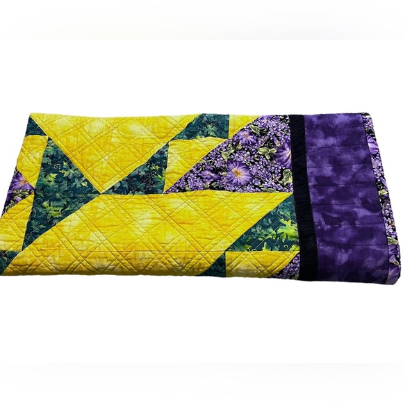 One of a Kind Handmade Wall Hanging, Lap Quilt, Baby Quilt, Table Top 42”x40” - Picture 4 of 11